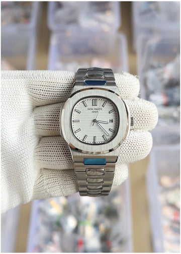 Pat/ek Phili/ppe Nautilus Quartz
