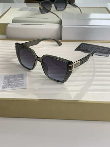 gucci_5517 grey