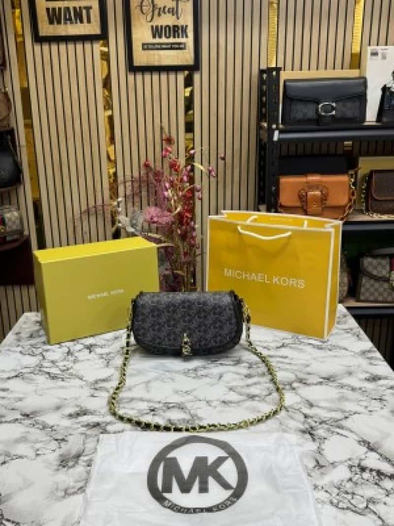 Michael_Kors_Mila_Empire_Slinbag_with_Box_876