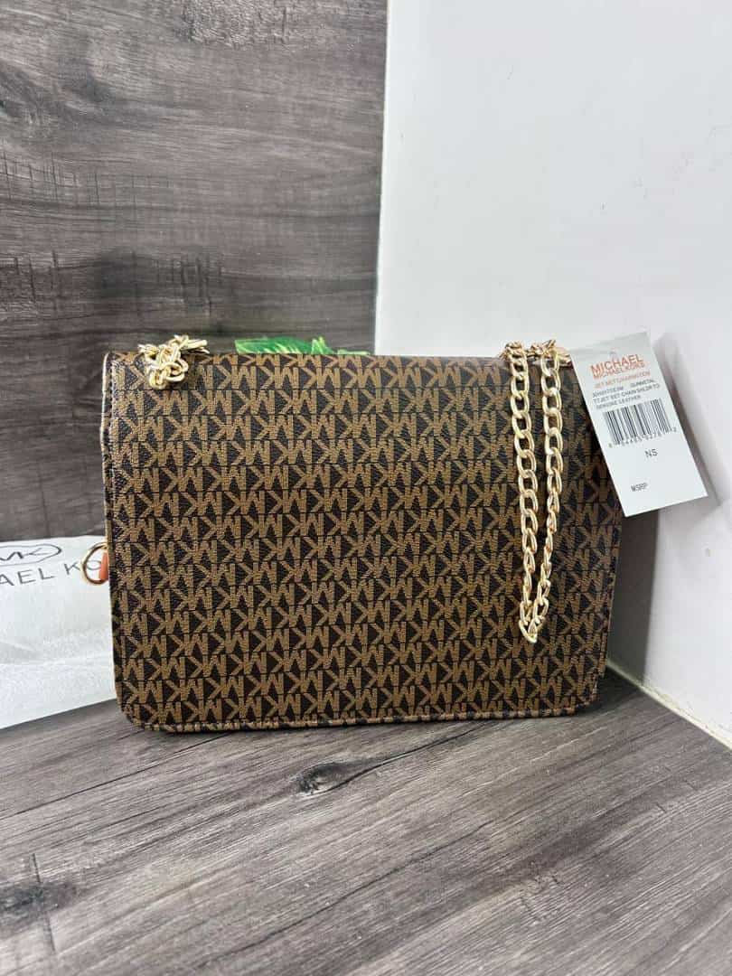 Michael_Kors_Sling_Bag_1006