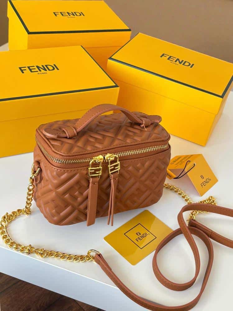FENDI_VANITY_NAPPA_LEATHER_BAG_WITH_BOX_1055