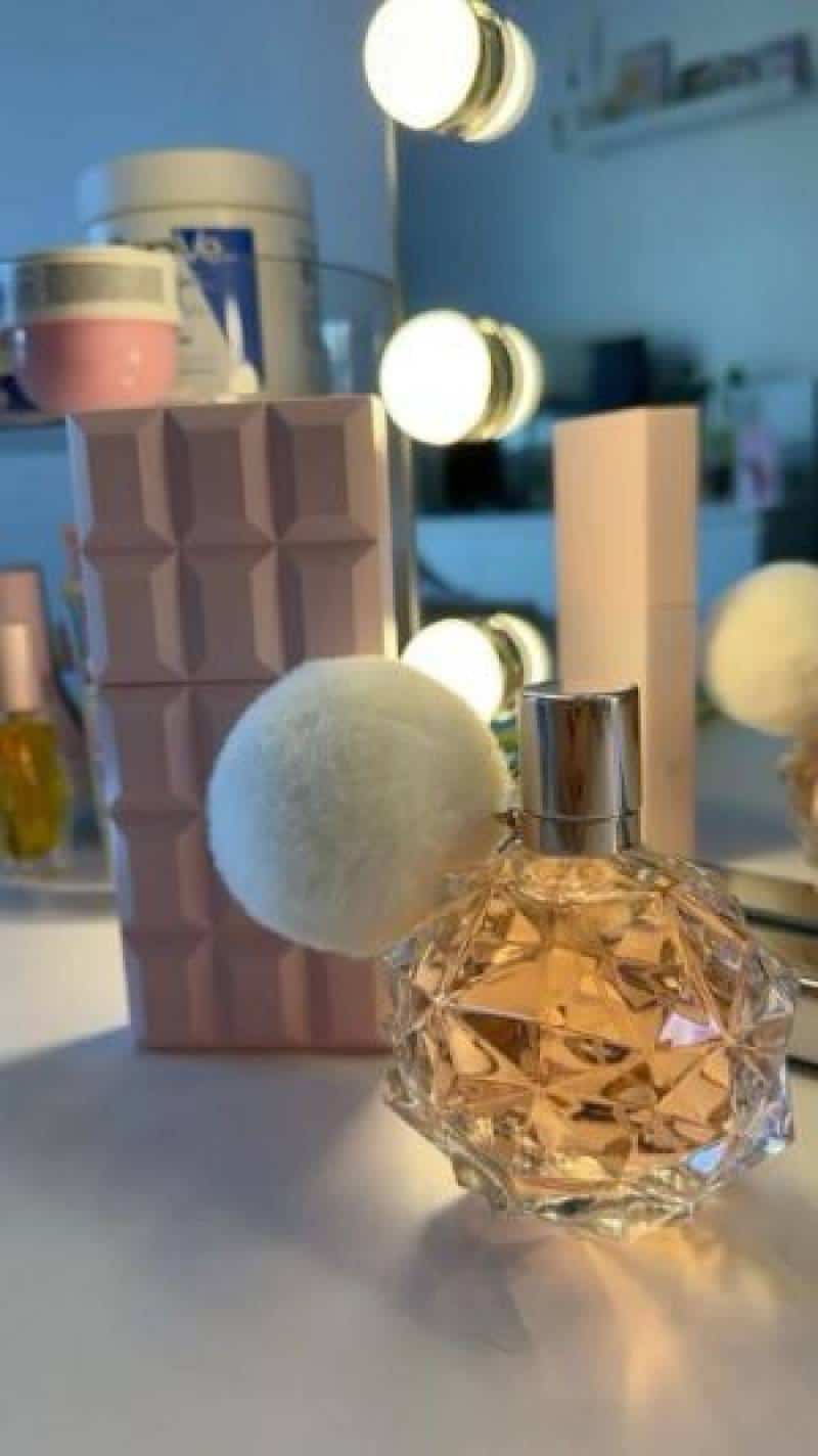 Ariana Grande Ari Edp 100ml for Women (683)