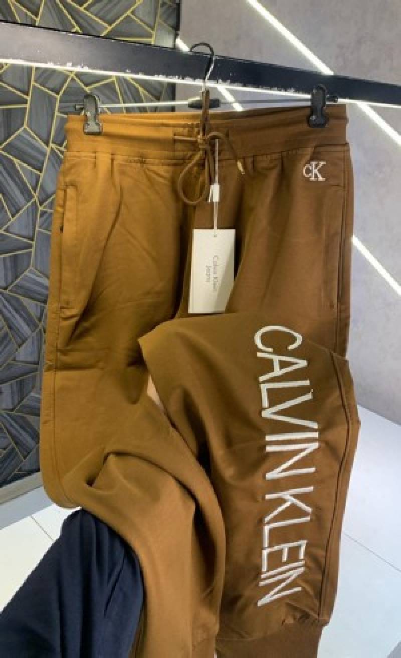 CALVIN_KLEIN_BROWN_EMBROIDERY_PRINT_IMPORTED_TRACKPANT_(955)