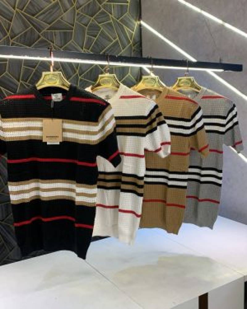 Burberry_Brown_Premium_Imported_T-Shirt_(1375)