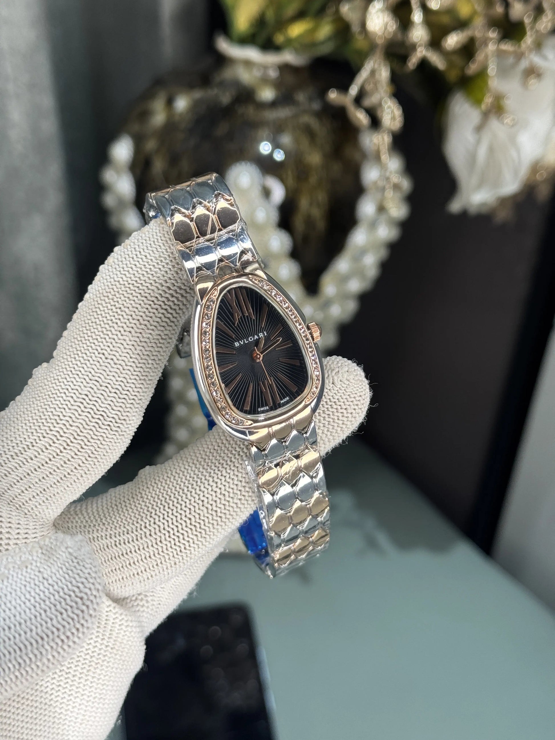 Bvlgar i Dual Tone Black Premium Ladies Watch
