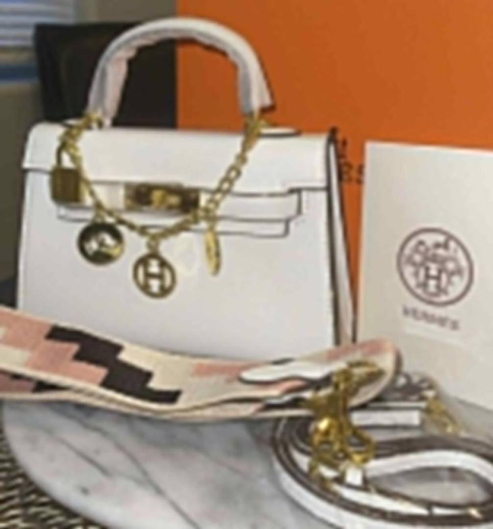 Herms Kelly Mini Epsom Leather White With Charms 2 Belts OG Box Dust Bag Cards And Carry Bag 1009