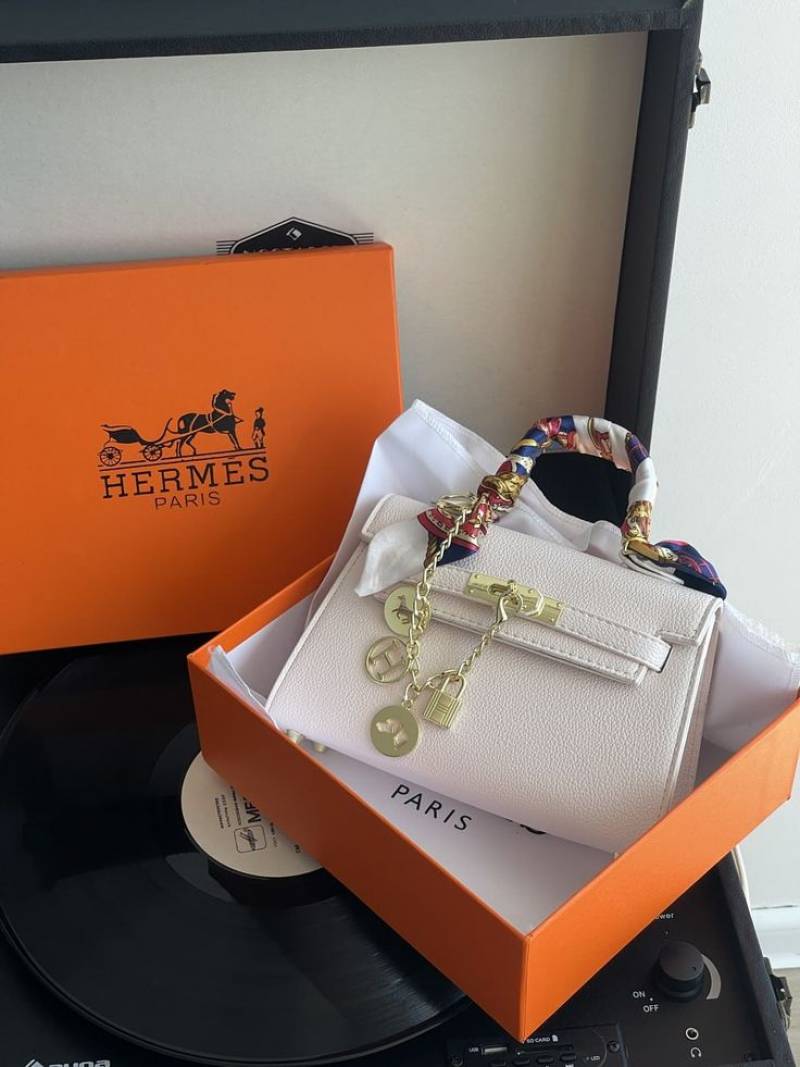 Herms Kelly Mini Epsom Leather White With Charms 2 Belts OG Box Dust Bag Cards And Carry Bag 1009