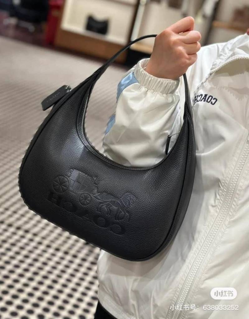 Coach_Carmen_Black_Pebble_Leather_Shoulder_Bag5006