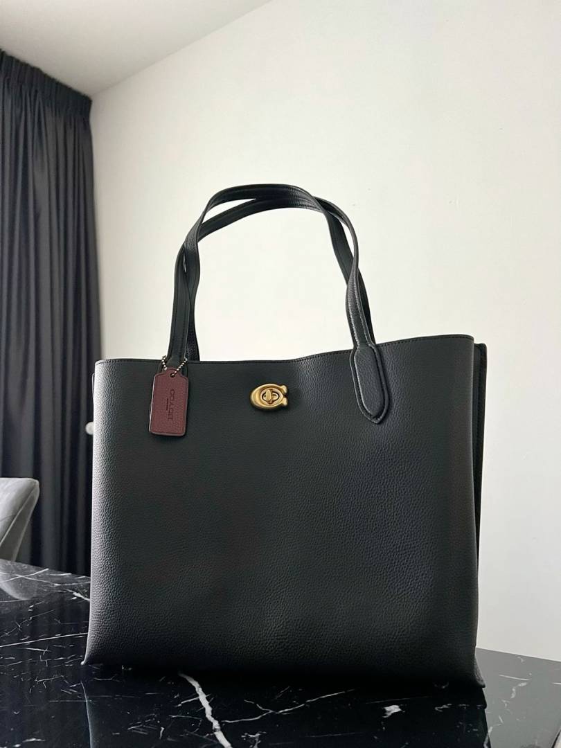 COACH_Willow_Tote_shoulder_bag_C01106