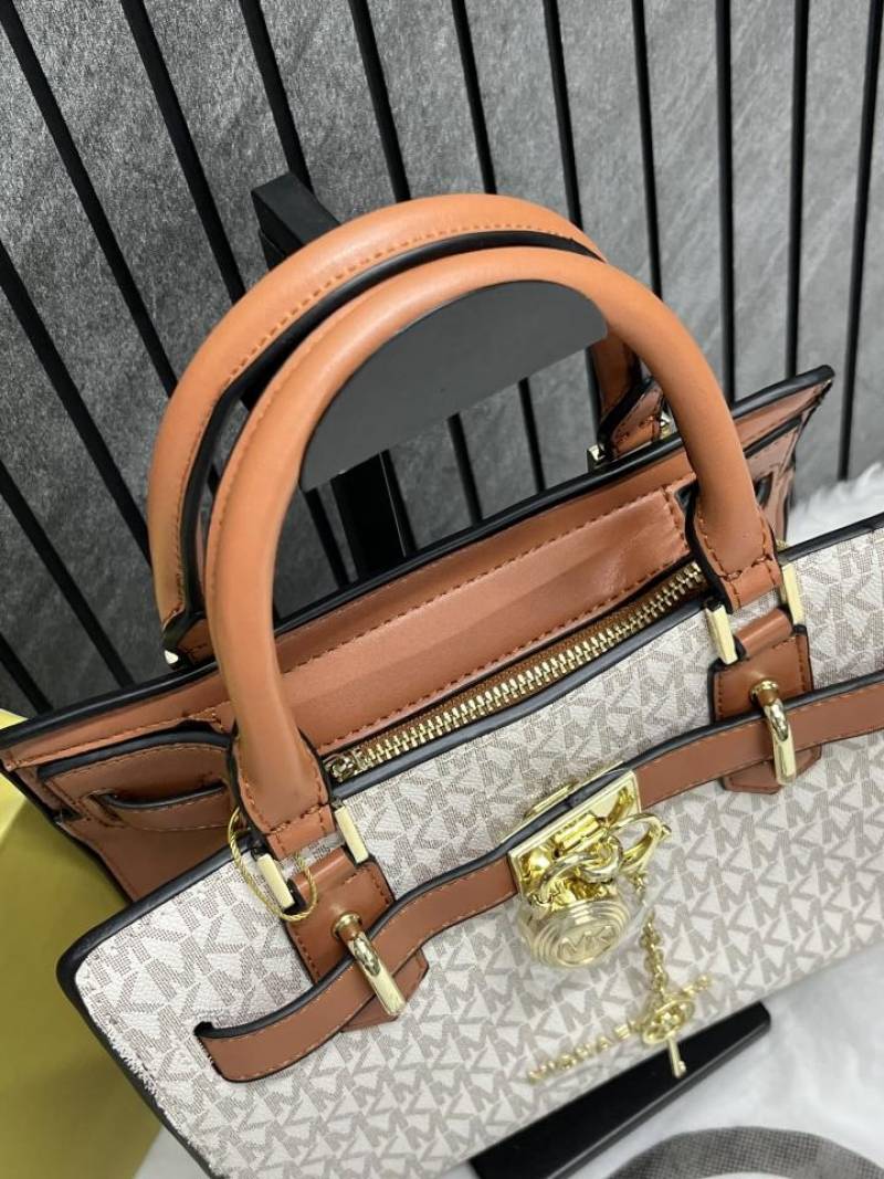 Michael_Kors Hamilton EastWest Satchel-Vanila 2085