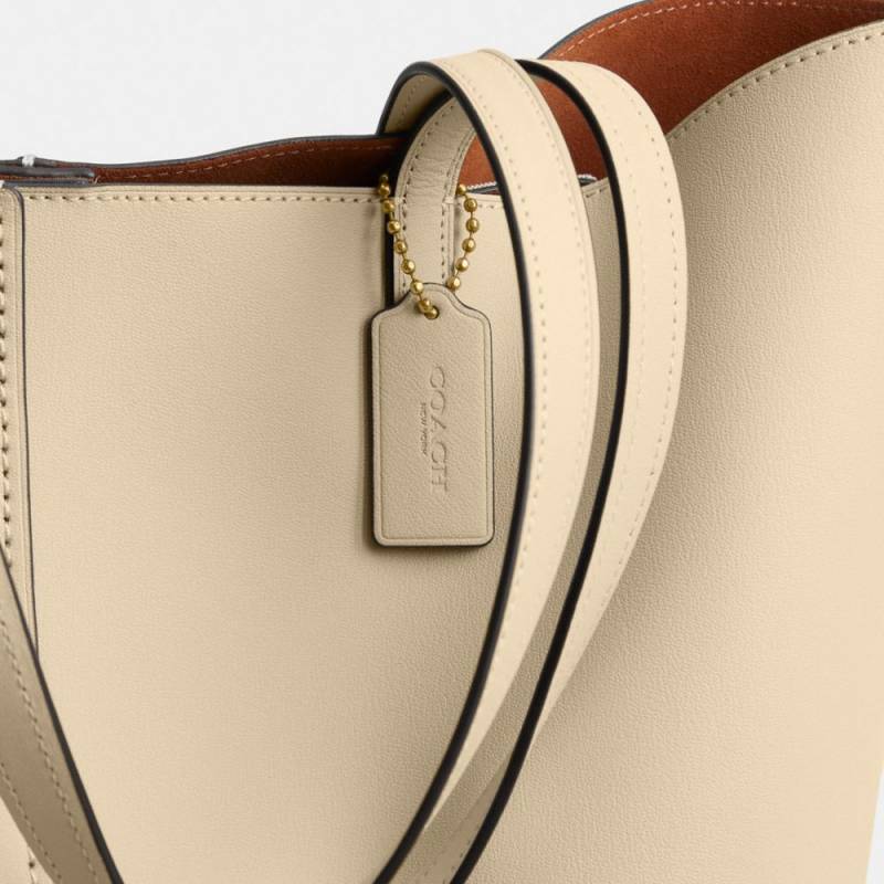 coac_h North 32 leather Tote bag premium Quality with dust bag
