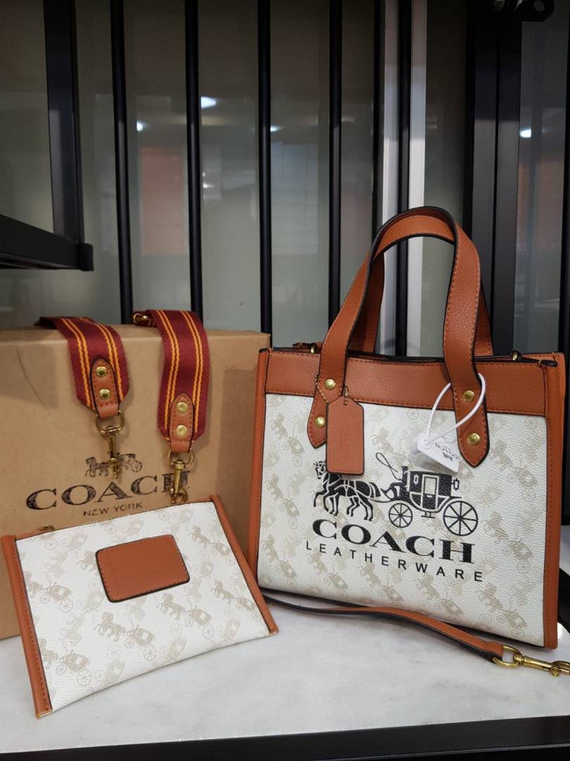 Coac.h Field Tote With Horse And Carriage Print And Carriage Badge WIth Double OG Box Packing