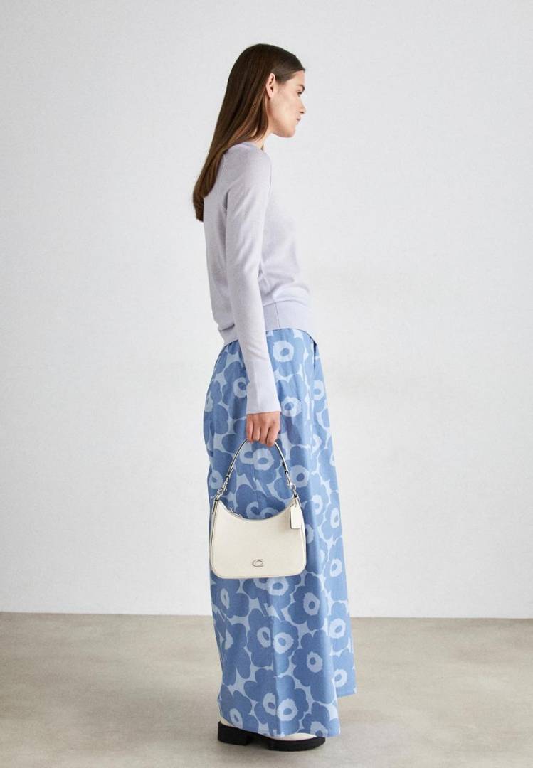 Coac_h Hobo Crossbody With Signature Canvas comes with 3 belts with box