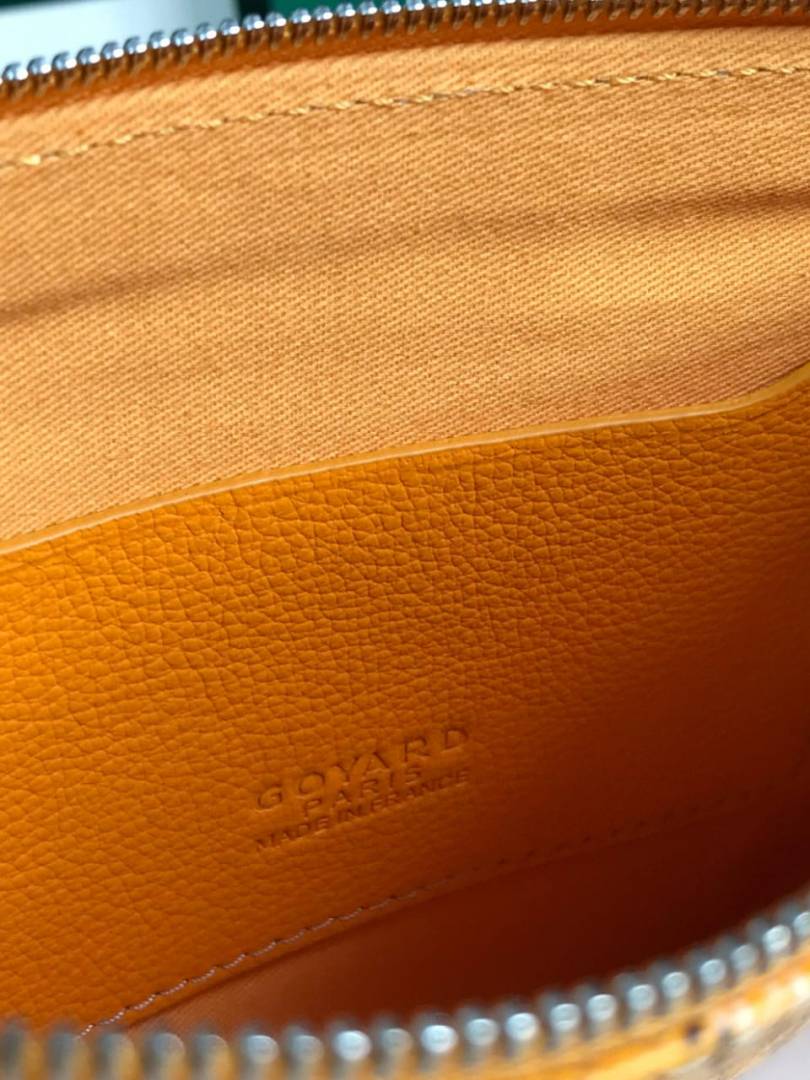 Goyard Snat MM pouch in Goyardine
