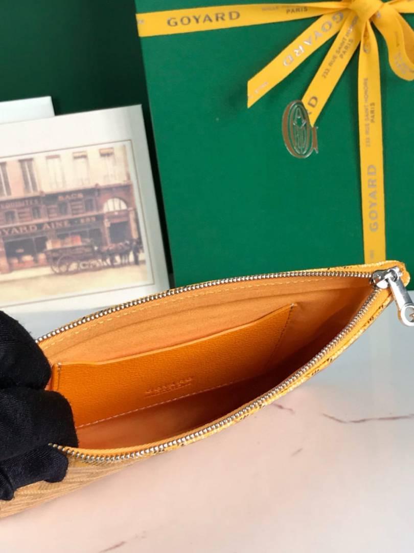 Goyard Snat MM pouch in Goyardine