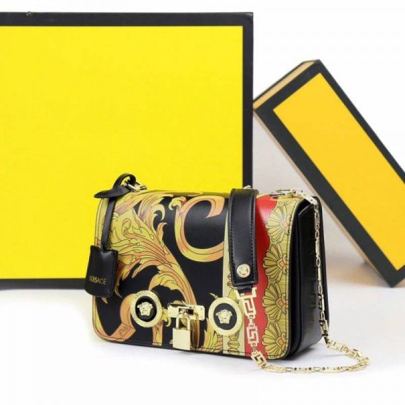 Versace Jeans Couture Barocco Print Shoulder Bag Black-red 89915