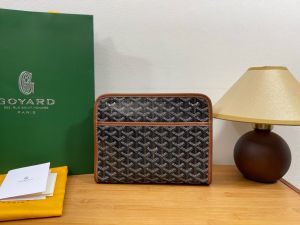 Goyard_Jouvence_PM_Toiletry_Bag_Brown_With_Dust_Cover