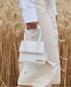 Jacquemus Le Chiquito Noeud Bag With OG Box Dust Bag & Extra Sling Belt (White - 665)
