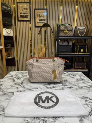 Michael_Kors Jet Set Travel Chain Shoulder Tote Bag Witch Dust Bag (70199-Beige)