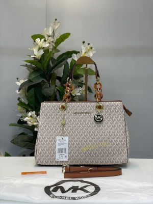 Michael_Kors Cynthia Signature Bag With Dust Bag (5340 Beige Brown)
