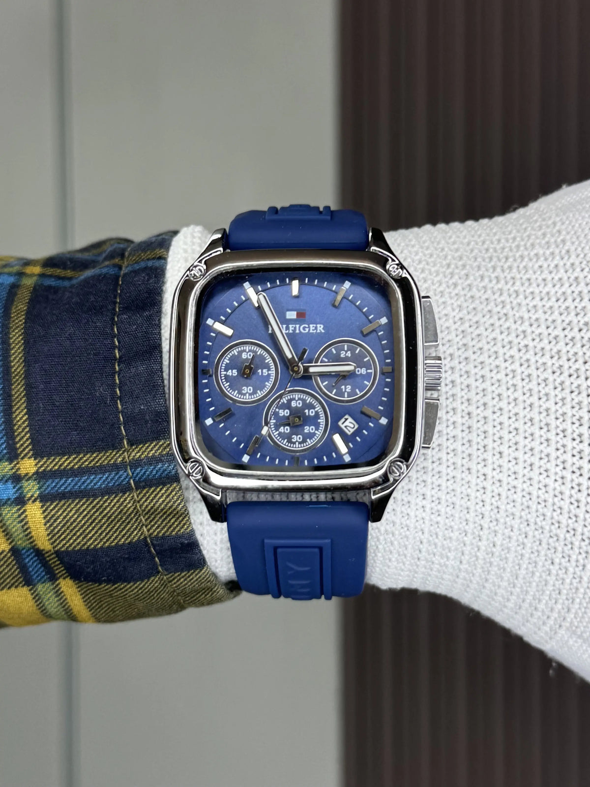 Tommy Hilfige r Silver Blue Square Premium Chrono