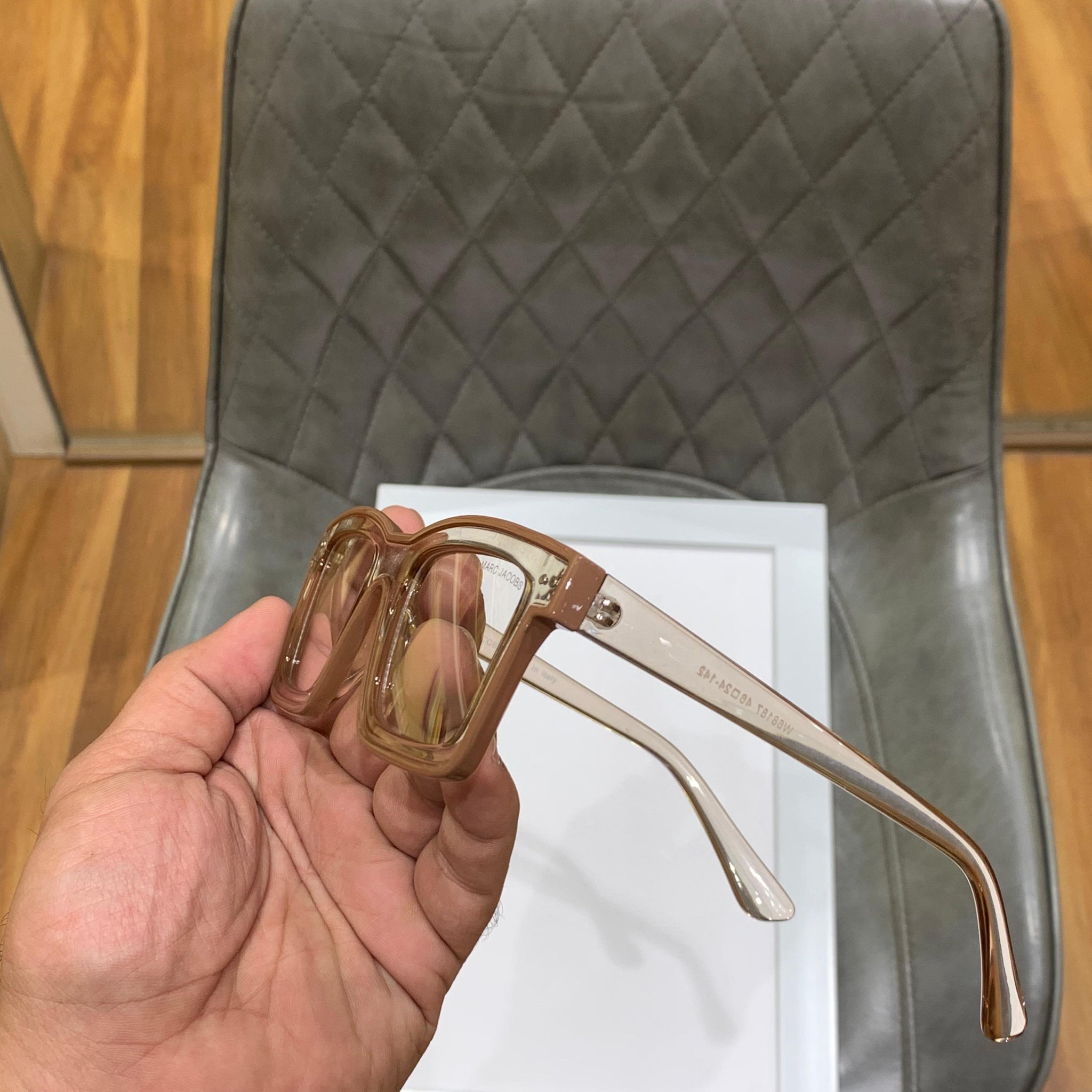 Marc jacobs 5202 brown